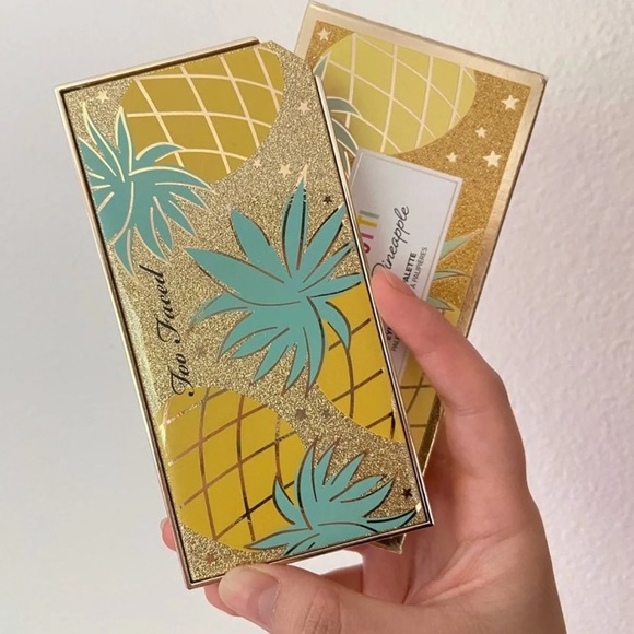 *SOLD* Too Faced Sparkling Pineapple Palette Limited - Picture 3 of 3
